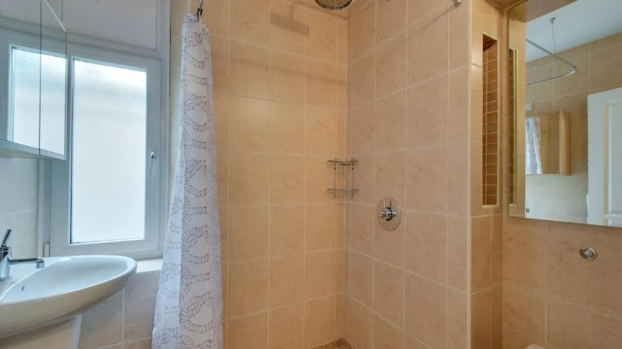 Mumbles Rd Apartment United Kingdom